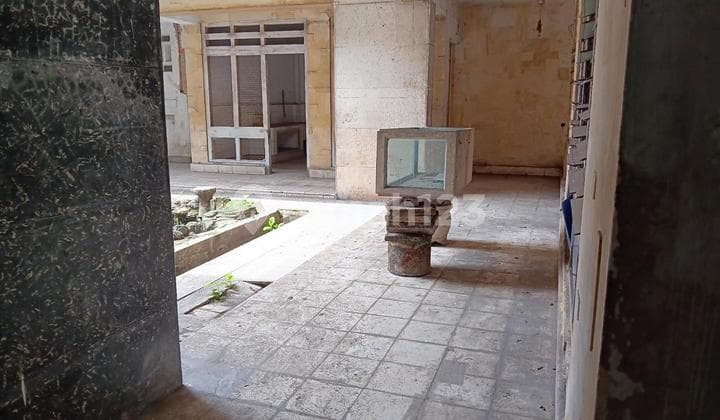 Commercial Land Property Strategically Located on Sulawesi Street, Central Surabaya