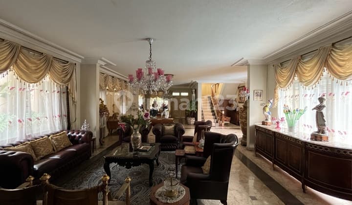 Rumah di Tirtayasa Kebayoran Baru