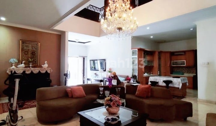 Rumah 2 lantai di Radio Dalam