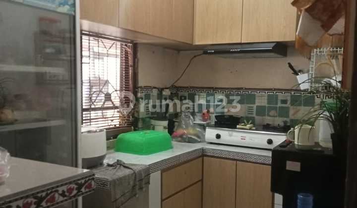Dijual Rumah 2 Lantai Luas Tanah 70 dengan 3 Bedroom dan 1 Kamar Mandi di Kori Nuansa Jimbaran