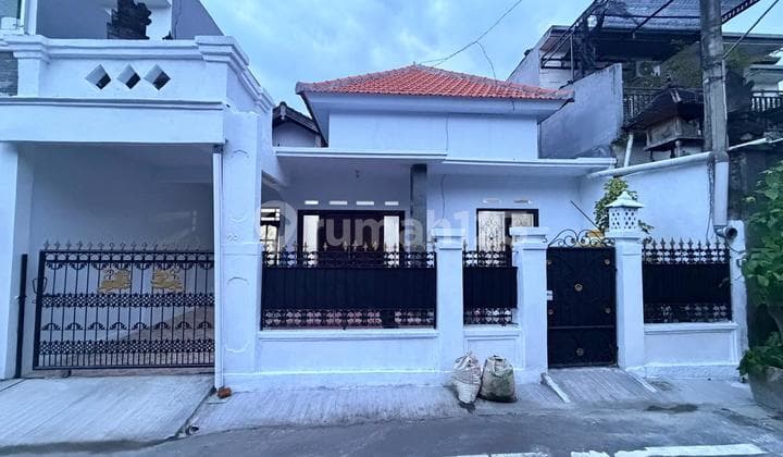 House in Kori Nuansa Jimbaran - Taman Griya Permai Neighborhood
