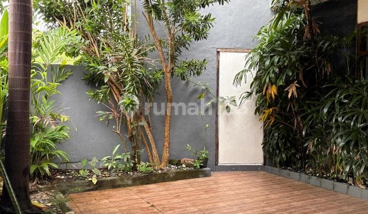 Small Villa with 4 Bedrooms, 3 Bathrooms, Private Pool in Puri Gading, Jimbaran, Ungasan Area