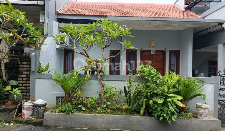 2 Story House For Rent With 3 Bedrooms 2 Bathrooms Land Size 100 In Taman Griya Jimbaran