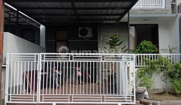 Rumah Lantai 2 Dengan Lingungan Tenang Jalan Paving Di Kori Nuansa Jimbaran Area Taman Griya Jimbaran