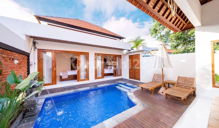 Villa with 200 m² Land Area, 2 Bedrooms, 2 Bathrooms, in the Ungasan Area