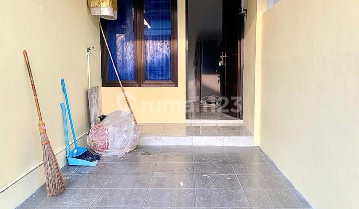 House with Carport 2 Rooms Near Unud Jimbaran Campus