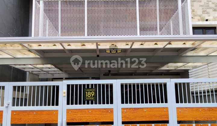 Rumah Cantik di Lokasi Strategis Jagakarsa Jakarta Selatan