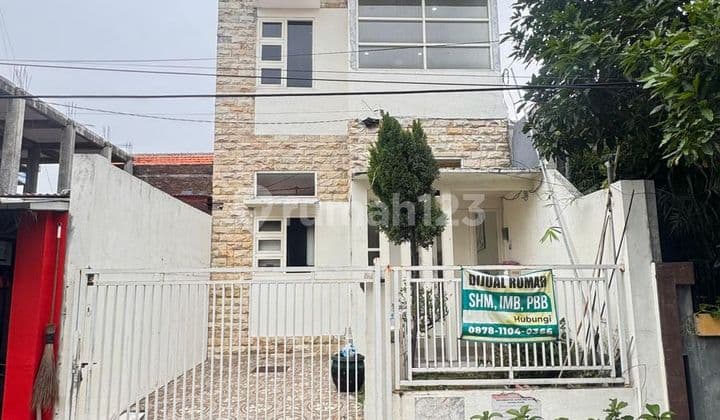 Jual Lelang Rumah Bagus Di Babatan Wiyung