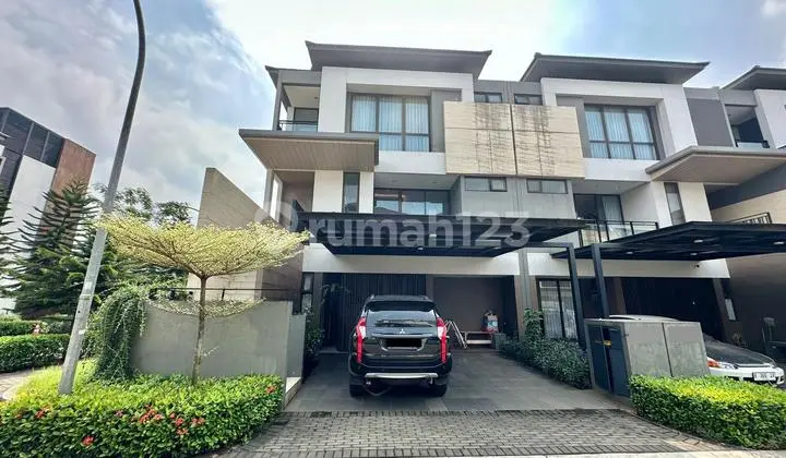 Di Jual Cepat Rumah 3 LT Fully Furnished di BSD City Rumah Furnished Baru SHM - Sertifikat Hak Milik di BSD City Tangerang