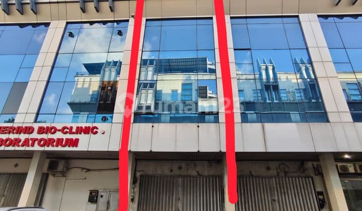 Murah Ruko 4 Lantai Siap Huni Cocok untuk Kantor dan Gudang di Komplek Rukan Graha Mas Kebon Jeruk, Jakarta Barat