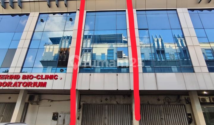 Murah Ruko 4 Lantai Siap Huni Cocok untuk Kantor dan Gudang di Komplek Rukan Graha Mas Kebon Jeruk, Jakarta Barat
