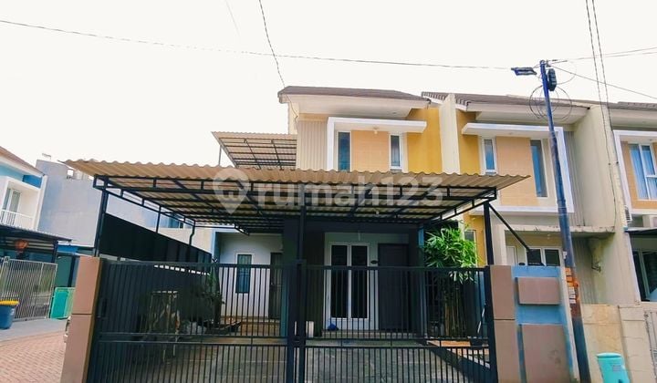 Rumah Hoek 2 Lantai, Desain Modern & Lingkungan Nyaman di Duta Garden Jurumudi, Kota Tangerang