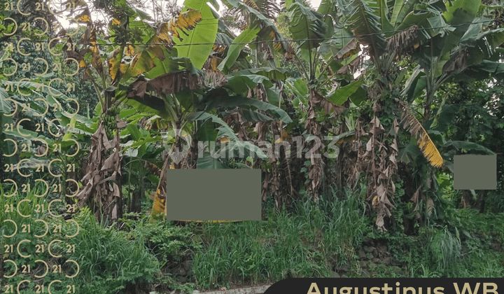 Flat Square Land Free from Encumbrances Strategic for Warehouse and Gas Station