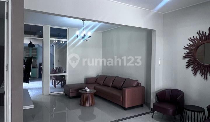 Disewa Rumah 2 Lantai Full Furnish Alden Banjar Wijaya