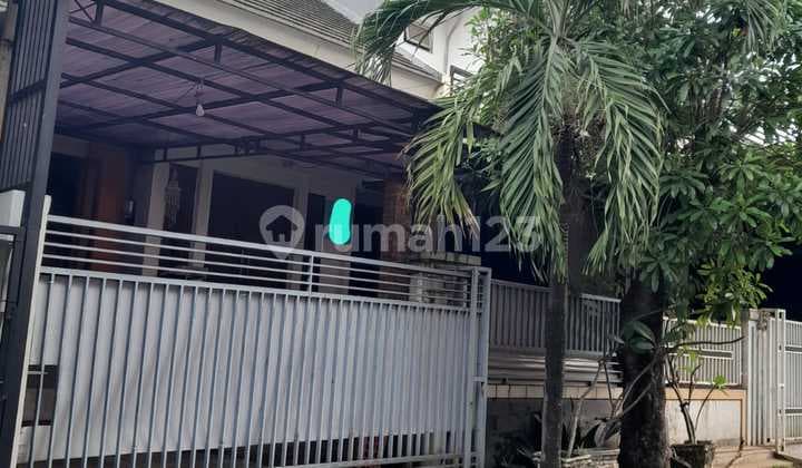 Rumah Cantik 1.5 Lantai Nusa Loka. Lokasi Strategis SHM