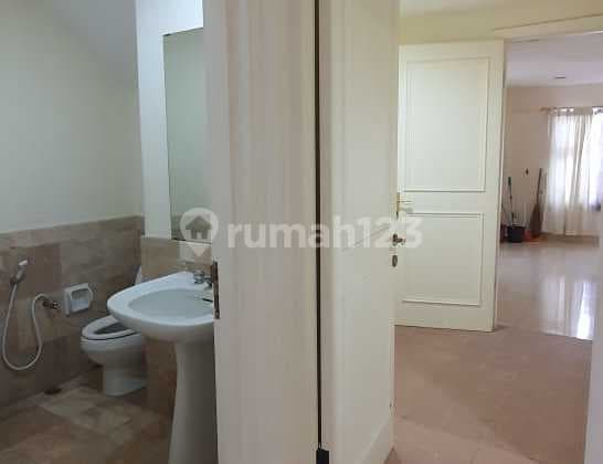 Rumah Lippo Karawaci Lokasi Exclusive Sangat Bagus