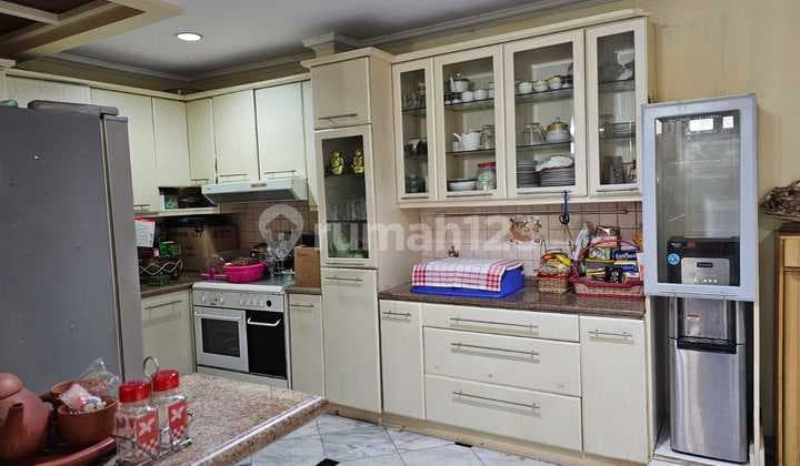 For Sale Ready-to-Occupy Corner House in Pondok Indah