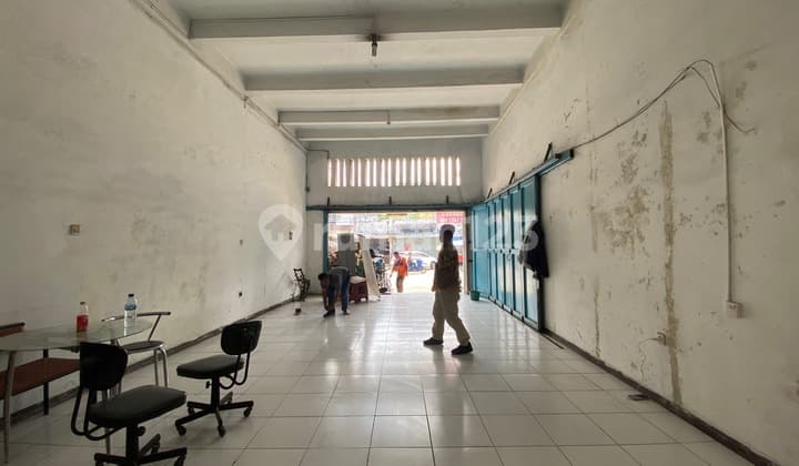 Dijual Ruko Via Lelang Area Ciroyom Andir, Kota Bandung