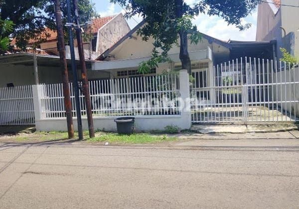 Rumah Usaha Jemursari Second Road Selangkah Jln Raya Ramai Cocok Usaha Cafe Kantor Dkt Plaza Marina Margorejo Sidosermo A Yani Prapen Panjang Jiwo Ubaya Tenggilis Petra Siwalankerto