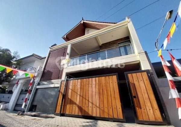 Rumah Minimalis Mewah Langka Semolowaru 2 Lantai Dkt Tengah Kota Manyar Klampis Nginden Galaxy Mall Merr Its Unair Untag Hang Tuah Araya Ngagel