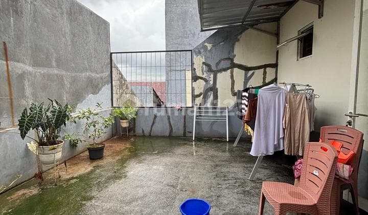 Dijual Cepat Rumah di Ifolia Full Renov Harapan Indah 2 Bekasi