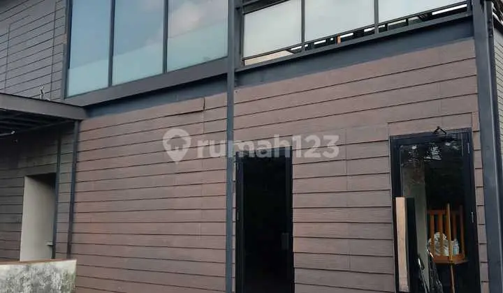 Disewakan Gedung 2 Lantai di Kayuringin Bekasi Selatan