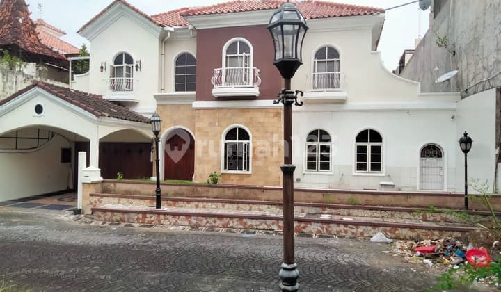 Rumah Tinggal 2 Lantai Di Kawasan Elite Casa Grande Depok Sleman