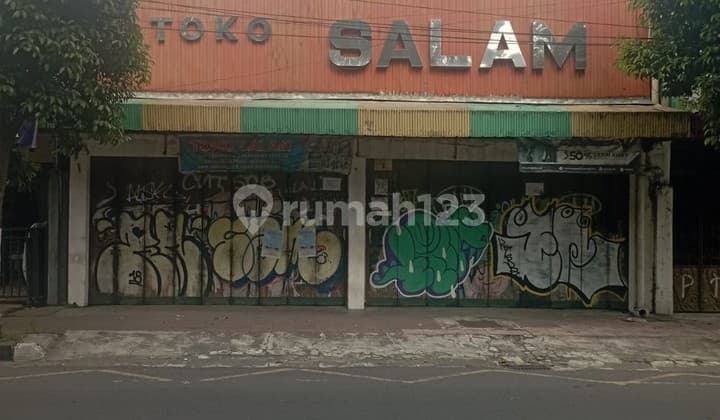 Ruko 3 Lantai Lokasi Strategis di Jalan Wahid Hasyim Ngampilan Yogyakarta