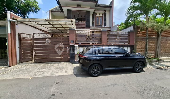 Luxury House Strategic Location Near Yogyakarta Palace