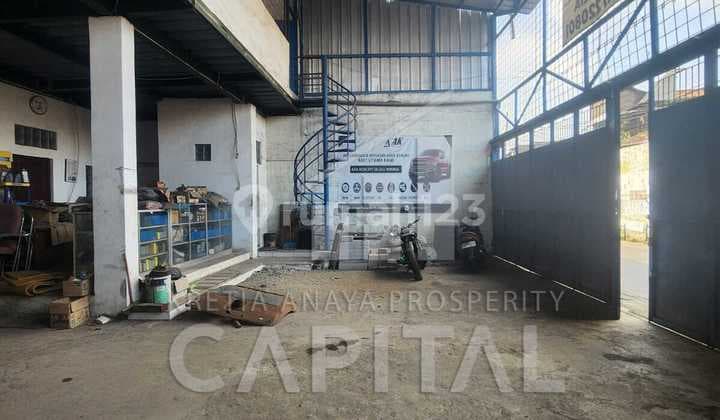 Gedung di Babakan Ciparay Cocok Sekali Untuk Bengkel Maupun Gudang