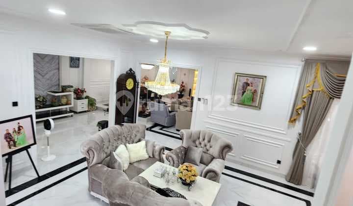 Rumah SHM 2 Lantai Unfurnished Dekat Tol dan Mall di BSD Tangsel