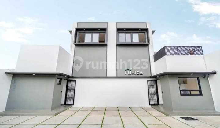 Beautiful Mezzanine Boarding House 20 Bedrooms Fully Furnished Strategic Location in Ampera, South Jakarta