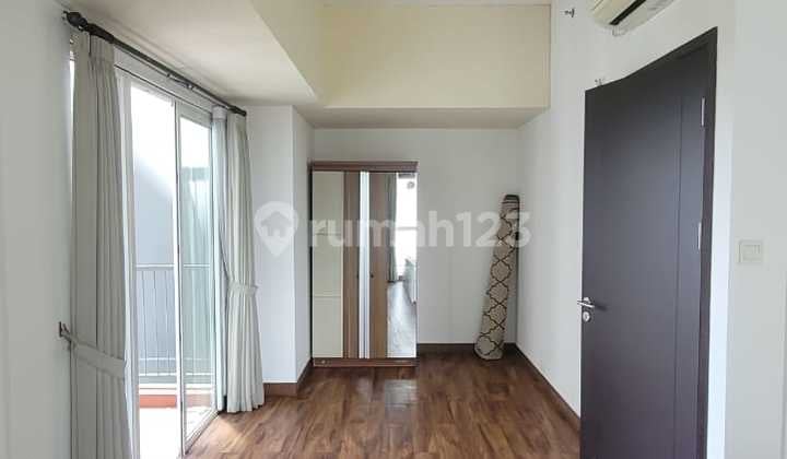 Casa Deparco Tower Orchidea 2 BR Pool View Apartment in BSD - Tangerang