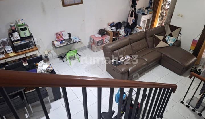 Bisa Nego! Rumah Bagus Terawat di Taman Semanan Indah