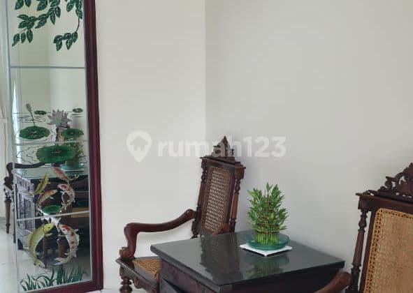 Rumah 2 Lantai Furnished Siap Huni di Permata Buana - Nyaman & Strategis