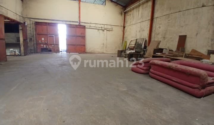 Commercial Warehouse for Rent in Ciledug Tangerang | Strategic Location, Ready for Operation