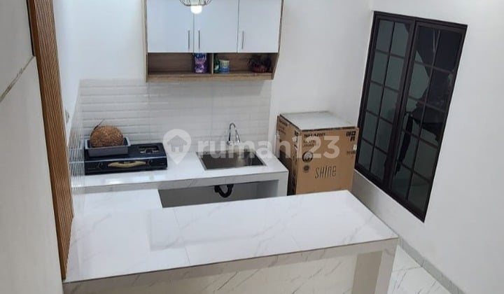 Harga Nego! Rumah Area Strategis, Lingkungan Nyaman dan Kondisi Bagus Like New di Poris Cipondoh