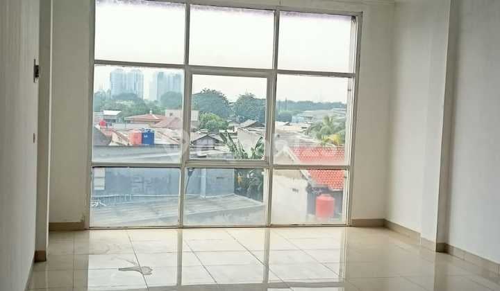 Ruko 3 Lantai Di Green Park View