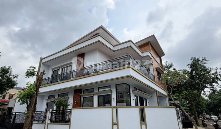 Rumah Modern Minimalis di BSD