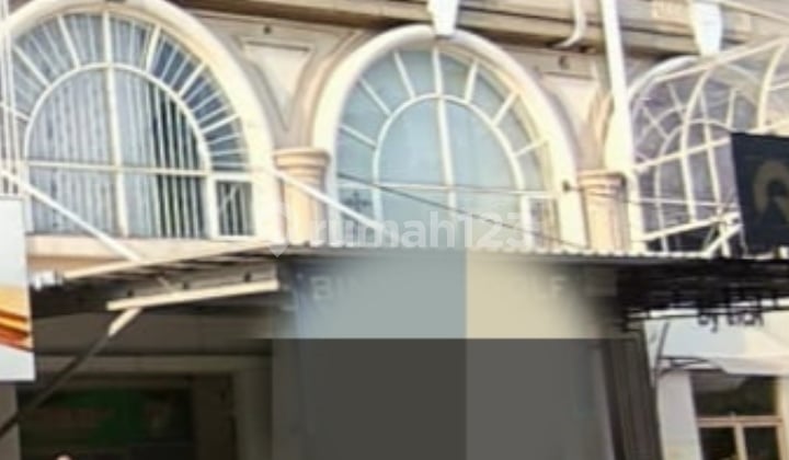 Ruko Green Lake City Hadap Boulevard