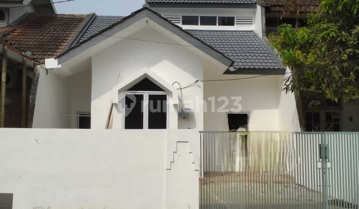 Dijual Rumah Di Mahkota Mas Cikokol