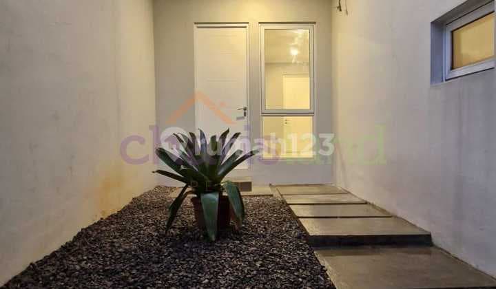 For Rent: House in Greenwich BSD