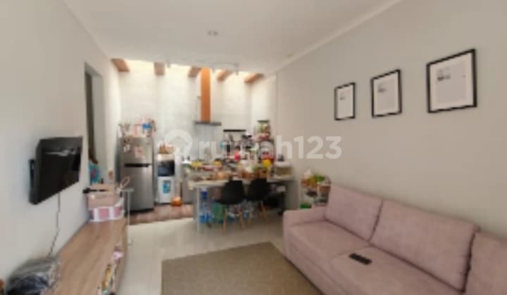 Dijual Rumah Daerah Kuliner Gs