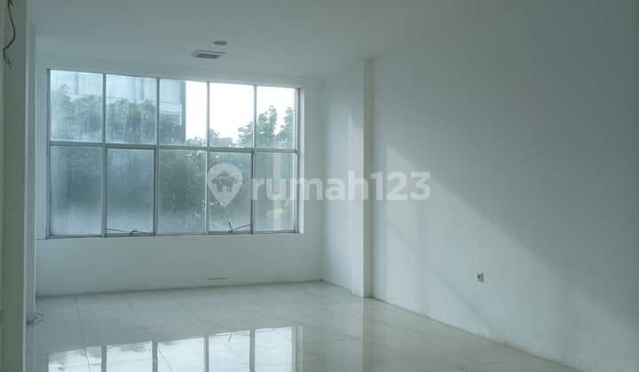 Disewakan Ruko di Arteri Kedoya Hadap Jalan Raya