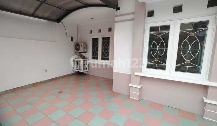 Dijual Rumah Daerah Sektor Gading Serpong