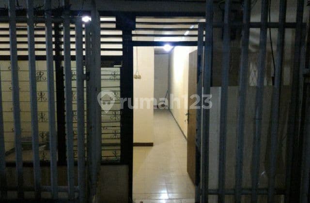 Dijual Rumah Daerah Angke Jaya