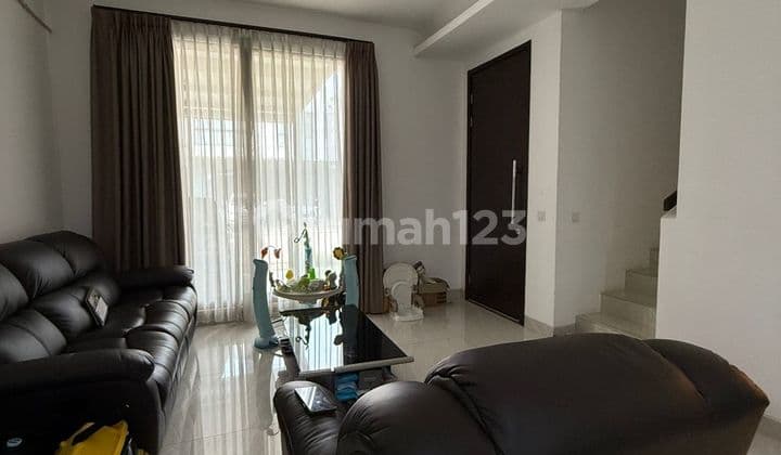 Disewakan Rumah Fully Furnished Di Mozia Bsd