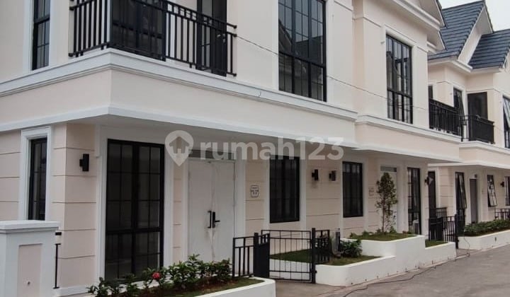 Dijual Cepat Rumah Dibawah Harga Pasar Lavon 2