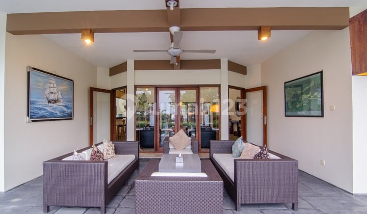 Beachfront Villa for sale in Montong near Senggigi Lombok.