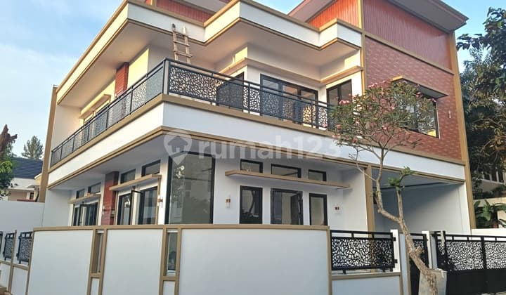 Dijual Rumah Baru Modern Minimalis Kencana Loka BSD